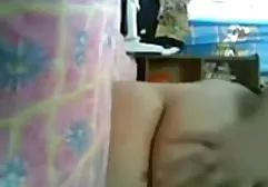 فستان وردي اللون سكس محجبات عرب مخفي من دوامة