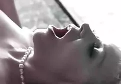 الأسود سكس عربي محجبات تويتر والأبيض فتاة