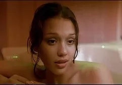 مفلس جنس محجبات عربي فتاة يلعب معها حلق جميلة كس