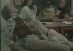 فتاة مع أدوات السلطة 5 من سكس محجبات عرب مخفي 5